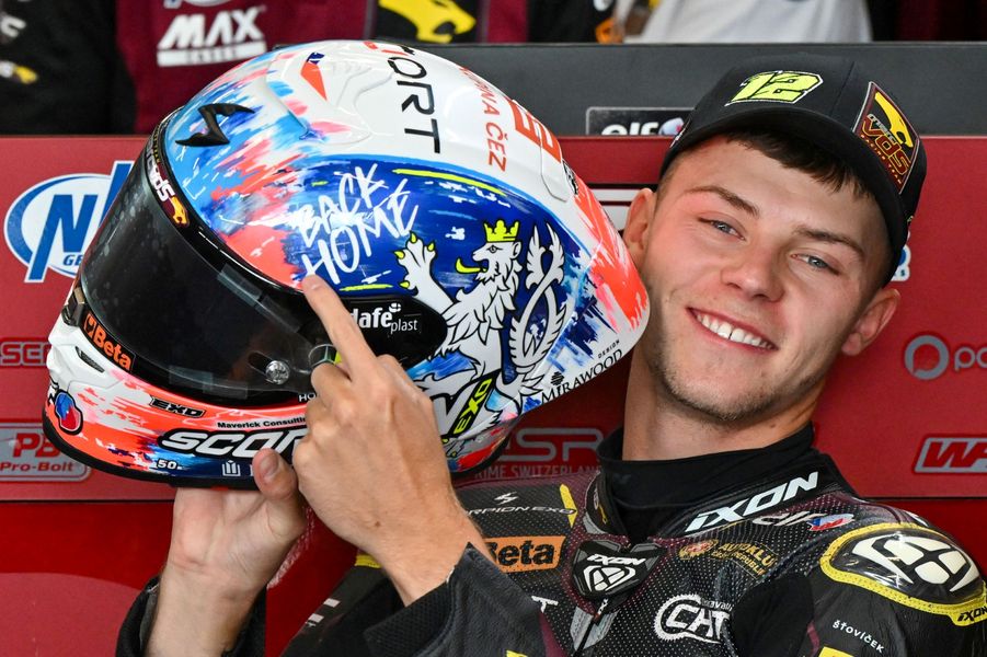 Roberts Sets Brno Record in FP2 as Salač Delivers for Home Crowd