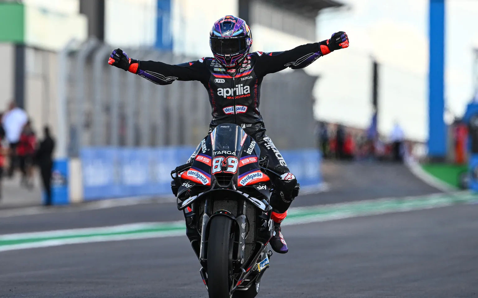 Martín Triumphs in MotoGP Tissot Sprint at the US GP