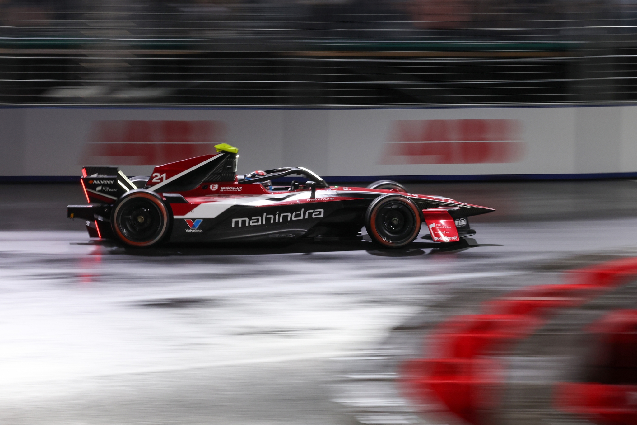 Nyck de Vries on track for Round 15 of the Formula E season 12 at Tokyo.