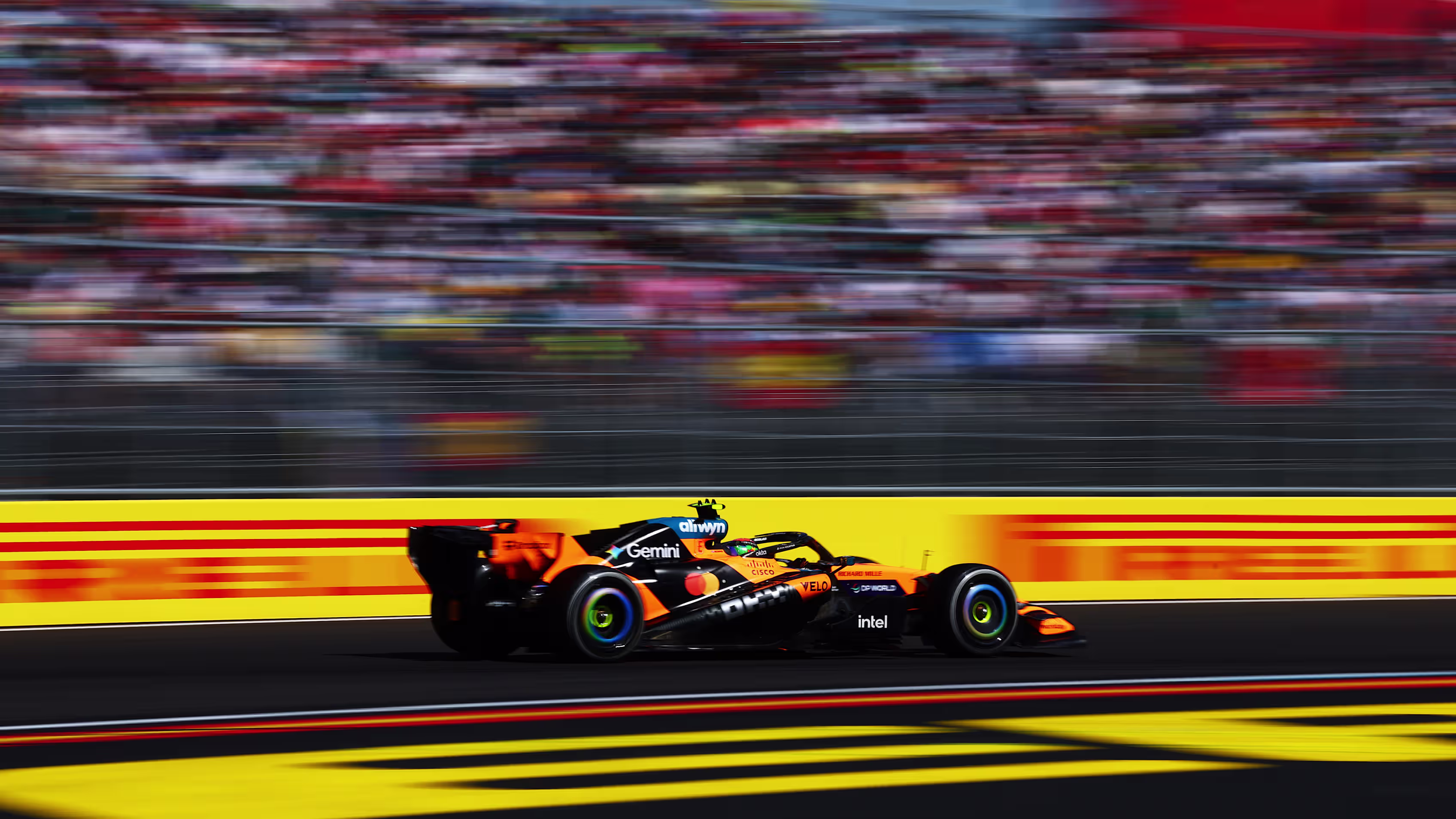 Lando Norris in his Mclaren on Sunday © Formula 1